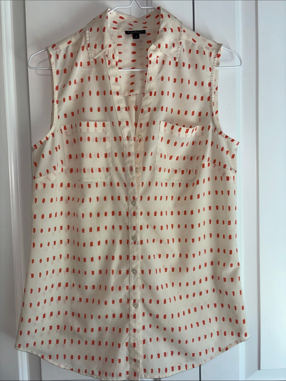 Talbots Cream Sleeveless Button-Up Blouse with Coral Dot Pattern
